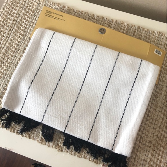 Fashionable Fall Themed Table Runner - Beautiful Black and White Farmhouse Style - Picture 3 of 3